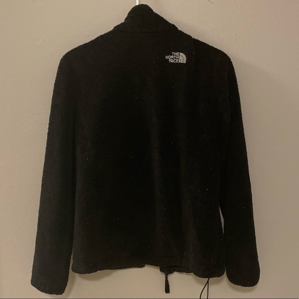 TNF windbreaker